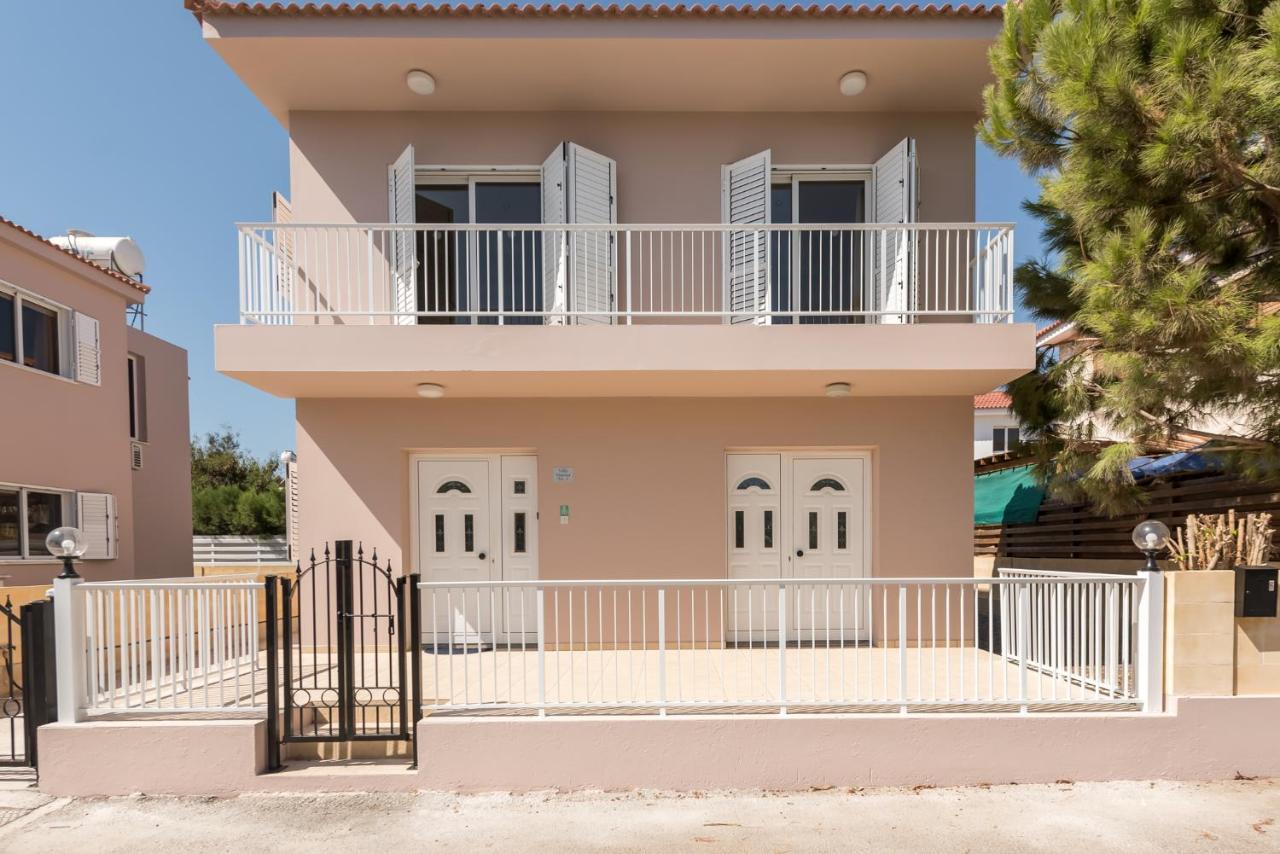Marina Villa *